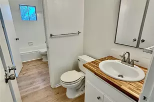1708 Pennsylvania Ave, Austin, TX 78702 - Photo 13