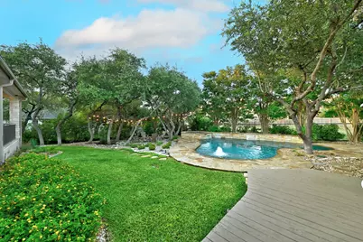 806 Overlook Bend, Leander, TX 78641 - Photo 33