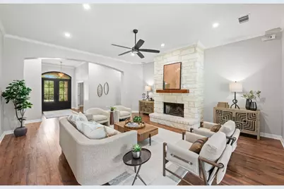 806 Overlook Bend, Leander, TX 78641 - Photo 5