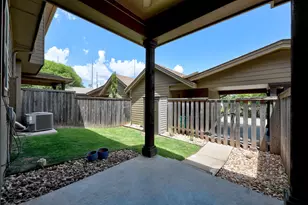 7505 Sugar Magnolia St, Austin, TX 78757 - Photo 31