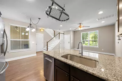 7505 Sugar Magnolia Street, Austin, TX 78757 - Photo 11