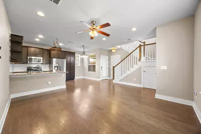 7505 Sugar Magnolia Street, Austin, TX 78757 - Photo 7
