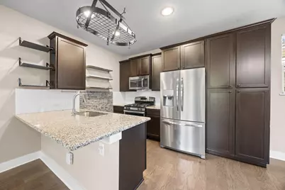 7505 Sugar Magnolia Street, Austin, TX 78757 - Photo 9