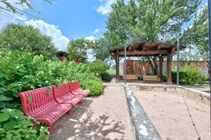 7505 Sugar Magnolia St, Austin, TX 78757 - Photo 35