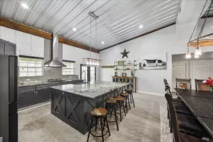575 Co Rd 342, Hondo, TX 78801 - Photo 7
