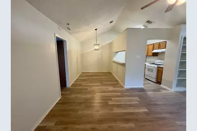 112 B Mockingbird Lane, Lockhart, TX 78644 - Photo 9