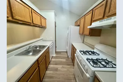 112 B Mockingbird Lane, Lockhart, TX 78644 - Photo 7