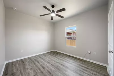 13513 Kearns Drive, Pflugerville, TX 78660 - Photo 15