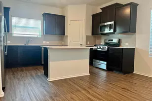 100 Milliner Loop, Hutto, TX 78634 - Photo 3