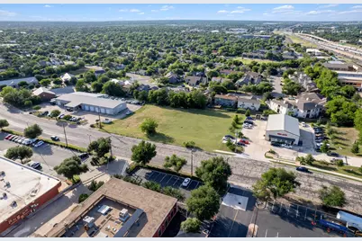 330 Old West Drive, Round Rock, TX 78681 - Photo 11