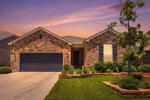 1002 Hanging Star Ln, Georgetown, TX 78633 - Photo 1