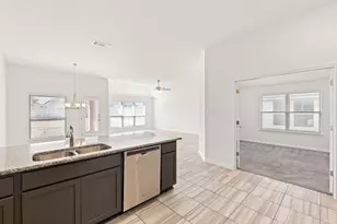 109 Finstown St, Hutto, TX 78634 - Photo 21