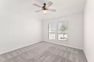 109 Finstown St, Hutto, TX 78634 - Photo 13