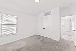 109 Finstown St, Hutto, TX 78634 - Photo 9