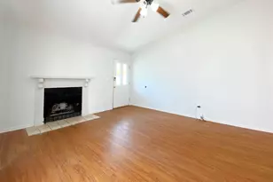 1604 Mill St, San Marcos, TX 78666 - Photo 9