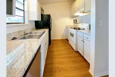 1604 Mill Street #B, San Marcos, TX 78666 - Photo 7