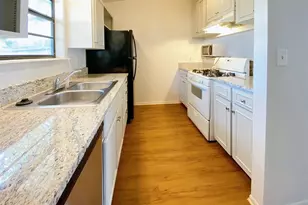 1604 Mill St, San Marcos, TX 78666 - Photo 7