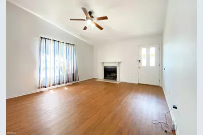 1604 Mill Street #B, San Marcos, TX 78666 - Photo 5