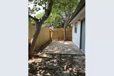 1604 Mill Street #B, San Marcos, TX 78666 - Photo 17