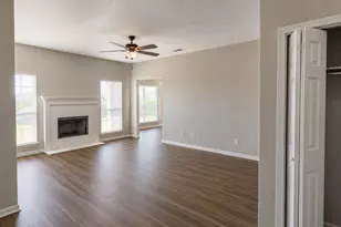 607 Morning Dove Dr, Hutto, TX 78634 - Photo 3