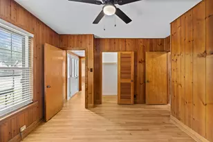 1013 E 38th 1/2 St, Austin, TX 78751 - Photo 15