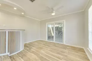 2410 Audubon Pl, Austin, TX 78741 - Photo 7