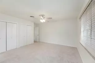 419 N Doak St, Taylor, TX 76574 - Photo 19