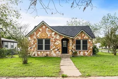 419 N Doak Street, Taylor, TX 76574 - Photo 3