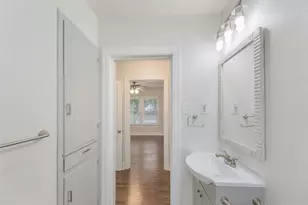 419 N Doak St, Taylor, TX 76574 - Photo 25