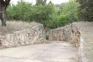 5135 Lookout Ridge Dr, Marble Falls, TX 78654 - Photo 7