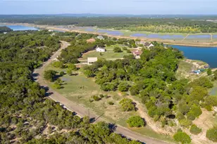 5135 Lookout Ridge Dr, Marble Falls, TX 78654 - Photo 17