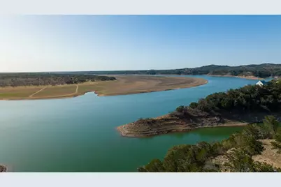 5135 Lookout Ridge Drive, Marble Falls, TX 78654 - Photo 19