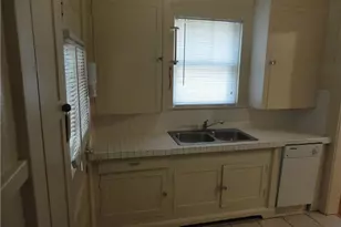 707 Graham Pl, Austin, TX 78705 - Photo 11