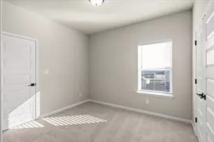 5900 Whisper Crk Dr, Georgetown, TX 78628 - Photo 23