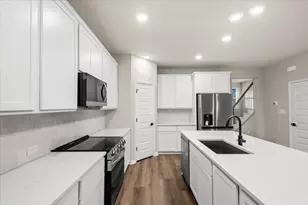 5900 Whisper Crk Dr, Georgetown, TX 78628 - Photo 11