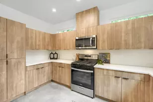 4805 Sara Dr, Austin, TX 78721 - Photo 9