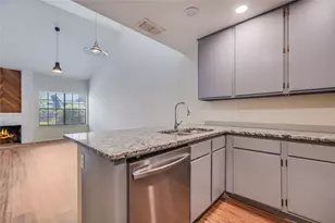 1748 Ohlen Rd, Austin, TX 78757 - Photo 9