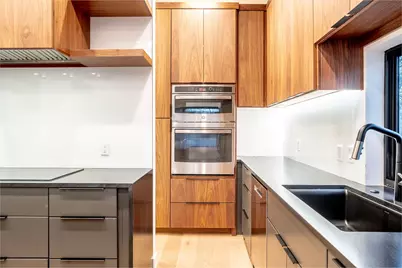 1304 Lipan Trail, Austin, TX 78733 - Photo 17