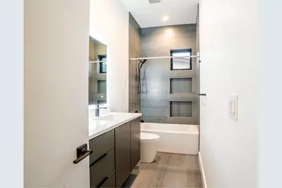 1304 Lipan Trail, Austin, TX 78733 - Photo 9