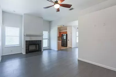 215 Estate Drive, Hutto, TX 78634 - Photo 7