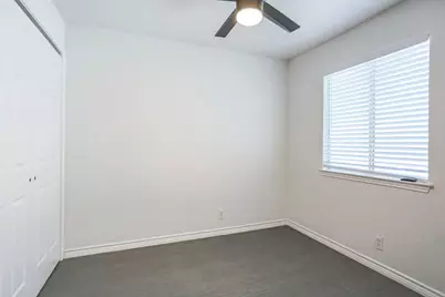 215 Estate Drive, Hutto, TX 78634 - Photo 17