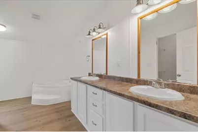 3063 County Road 484, Elgin, TX 78621 - Photo 7