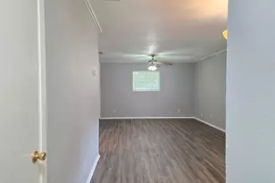 1811 Magnolia Dr, Round Rock, TX 78664 - Photo 3