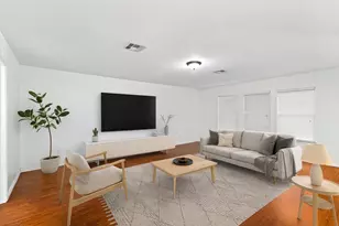 144 Vicksburg Loop, Elgin, TX 78621 - Photo 5