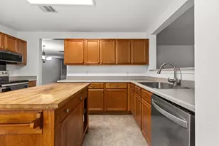 144 Vicksburg Loop, Elgin, TX 78621 - Photo 7