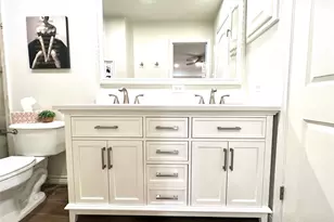 8810 Mountain Path Cir, Austin, TX 78759 - Photo 17