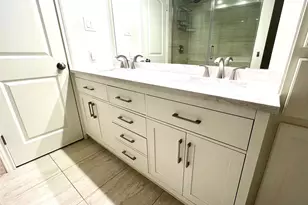 8810 Mountain Path Cir, Austin, TX 78759 - Photo 11