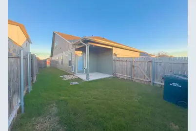 803 East Street, Hutto, TX 78634 - Photo 23