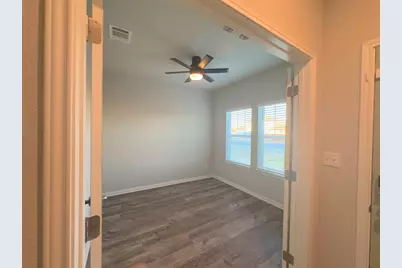 803 East Street, Hutto, TX 78634 - Photo 3