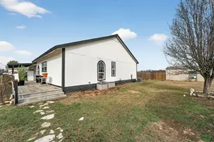 174 Monroe King Ln, Elgin, TX 78621 - Photo 19